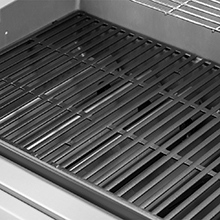 Large cooking area cast iron grates Weber Genesis II E-310 Grill review
