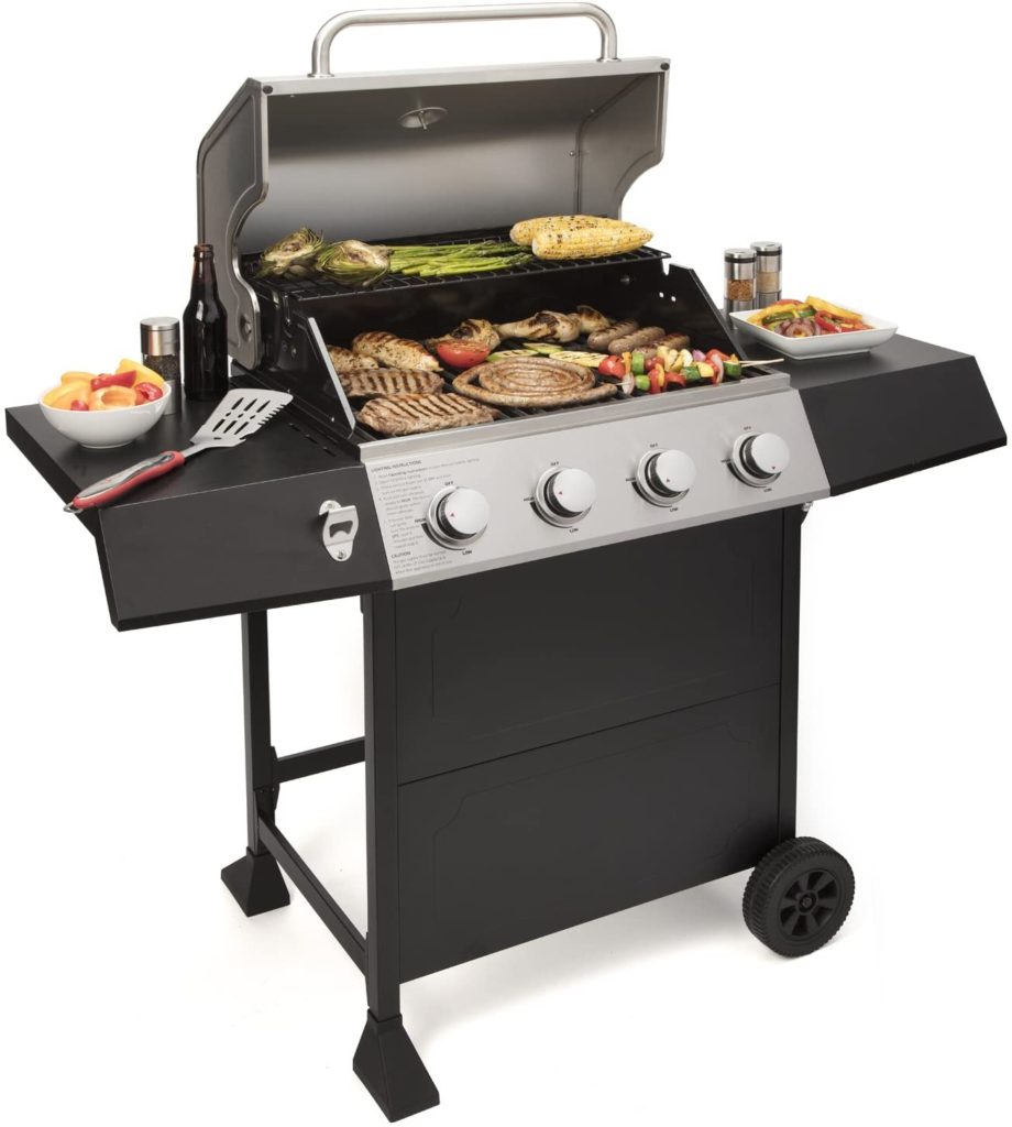 Large cooking area with food Cuisinart 4 Burner Gas Grill (CGG 7400) review